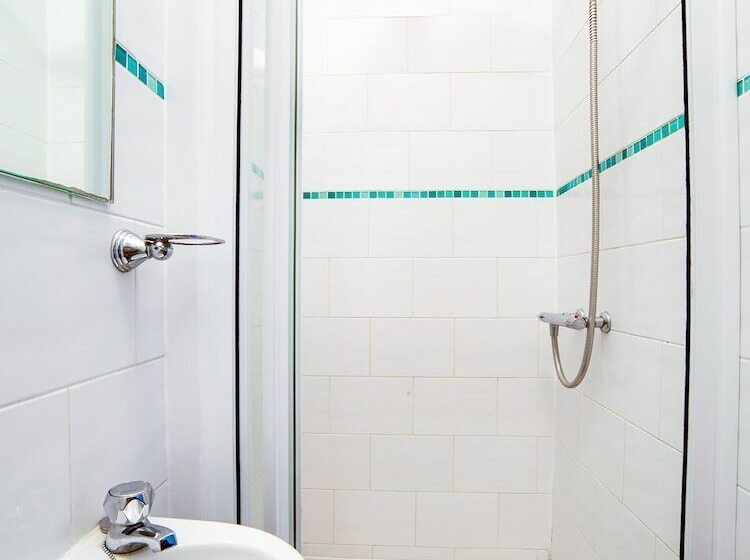 펜션 Tequila And Dunlin Rooms Southport Central