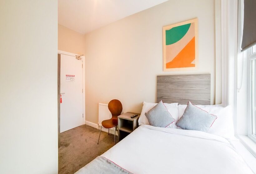 펜션 Tequila And Dunlin Rooms Southport Central