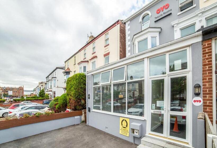 펜션 Tequila And Dunlin Rooms Southport Central