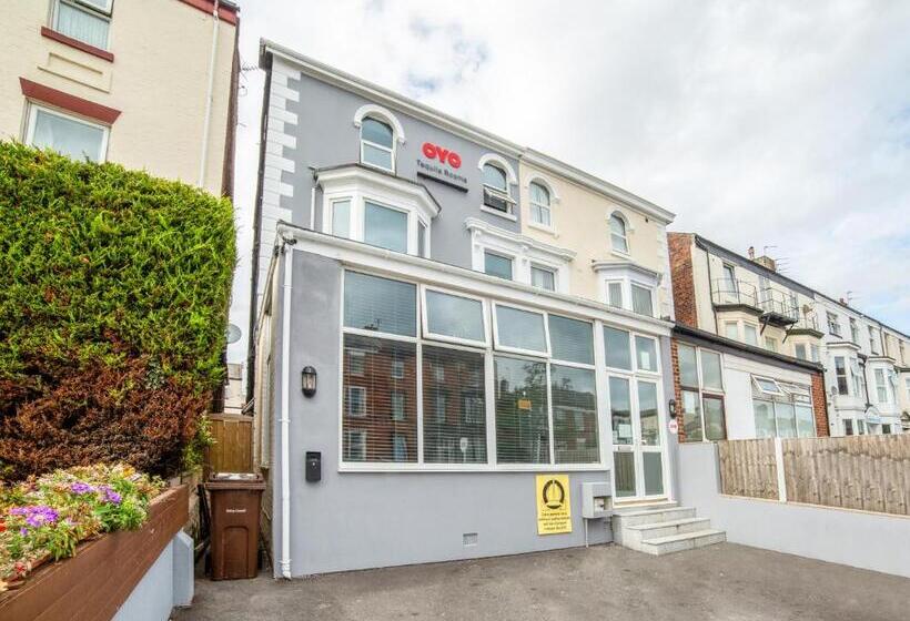 펜션 Tequila And Dunlin Rooms Southport Central