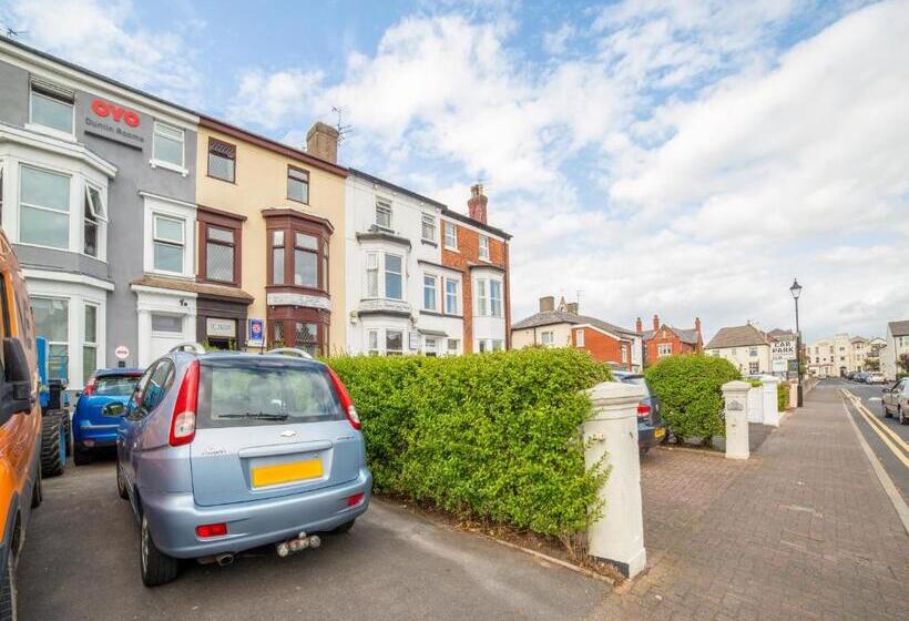 펜션 Tequila And Dunlin Rooms Southport Central