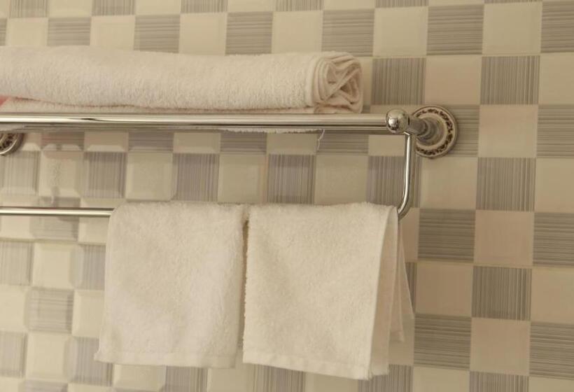 Riverside Resort Hotel Kabale