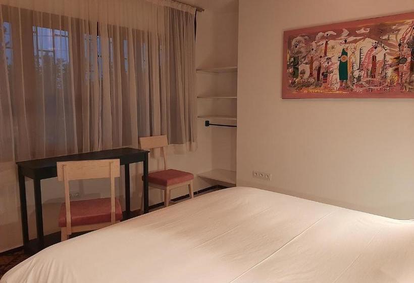 호스텔 La Maison Jaune Dakhla Maison D Hôtes