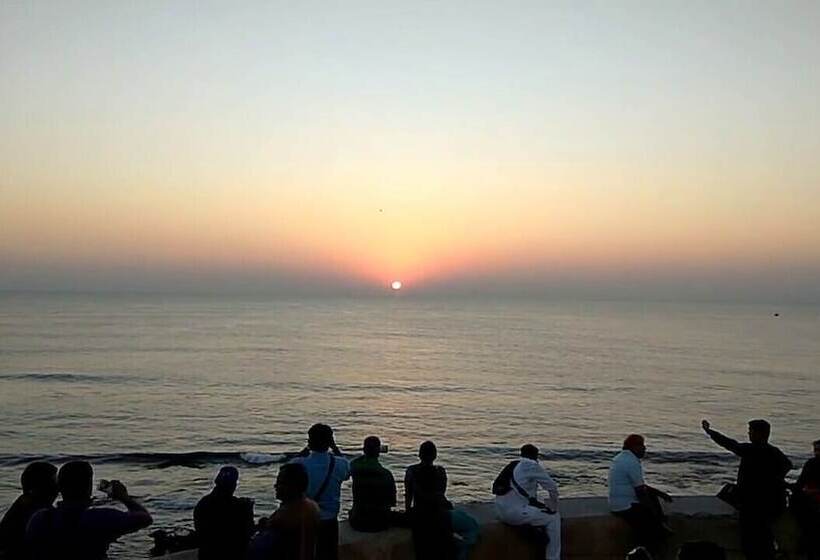 Отель Devkinandan