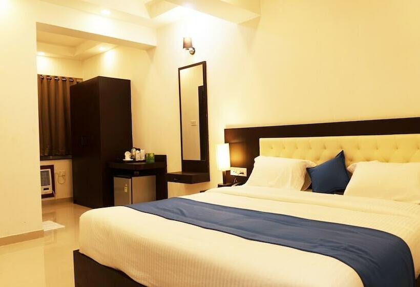 בית מלון כפרי Max Clarks Inn Bhagalpur