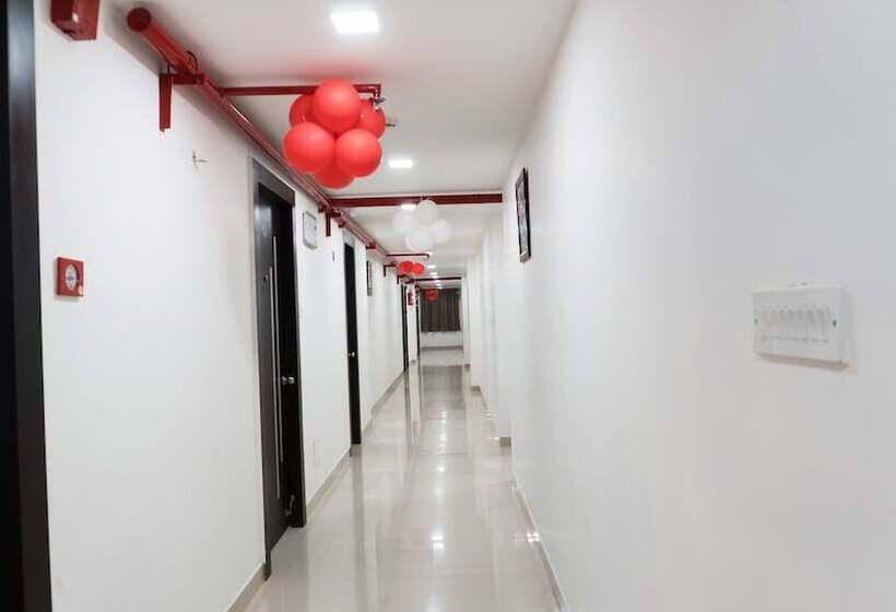 בית מלון כפרי Max Clarks Inn Bhagalpur