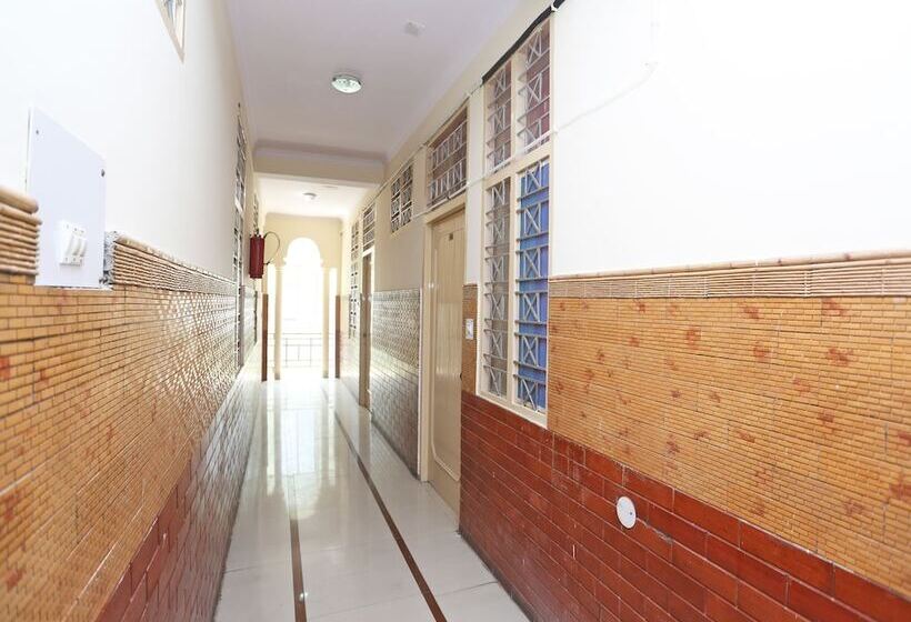 ホテル Valley Inn, Srinagar