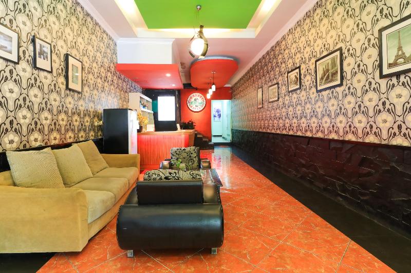 פנסיון Labuana Homestay & Cafe Garden