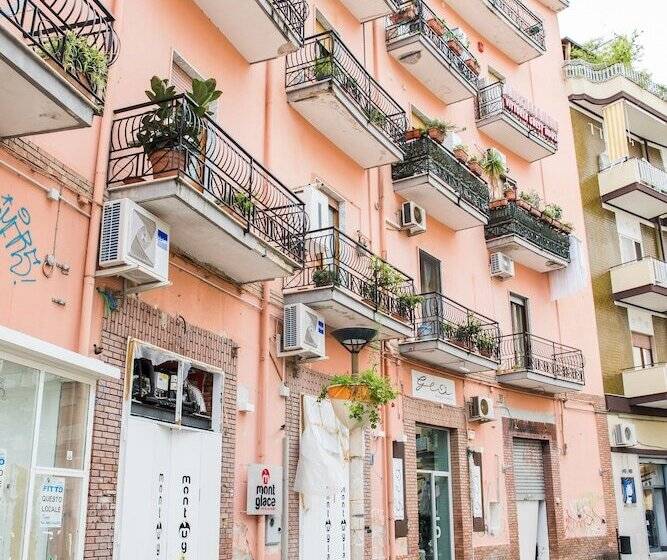 ペンション Vittoria Guest House Battipaglia