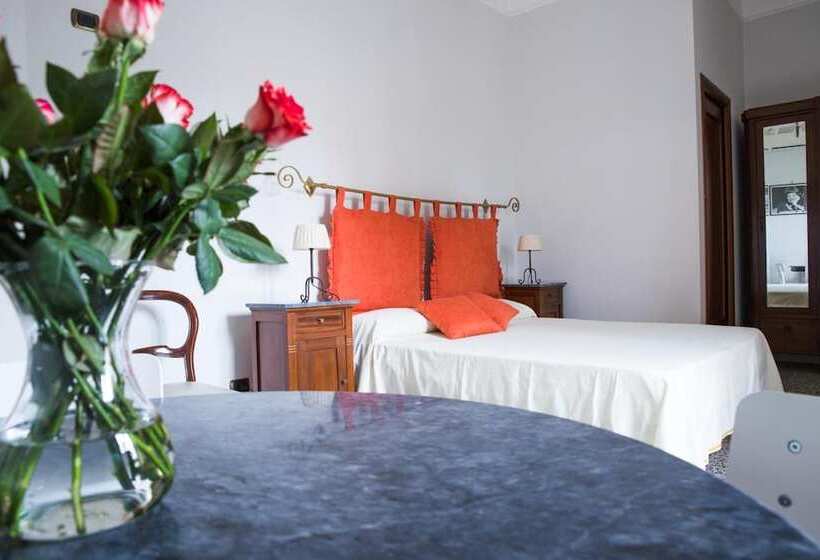 ペンション Vittoria Guest House Battipaglia