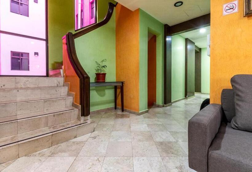 호텔 Capital O Df Inn