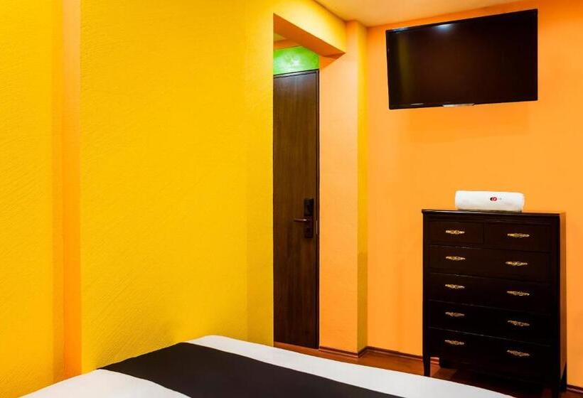 호텔 Capital O Df Inn