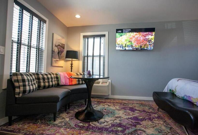 ホテル Eo Bungalows, Black Hills