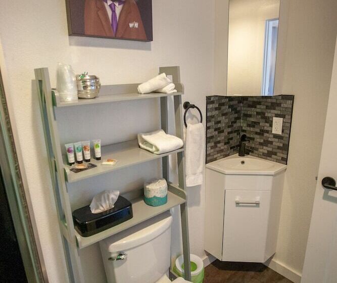 هتل Eo Bungalows, Black Hills