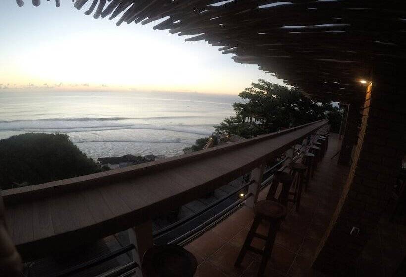 ホテル Labomie Uluwatu