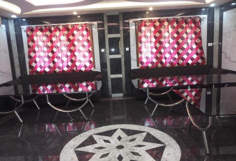 Hotel Sri Thilagavathy