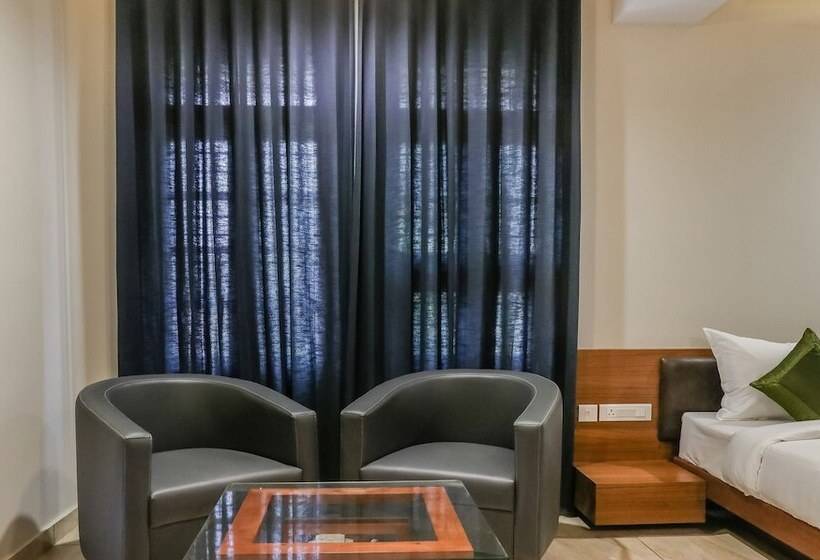 هتل Treebo Casino