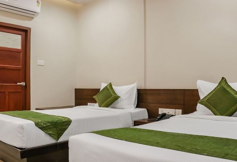 هتل Treebo Casino