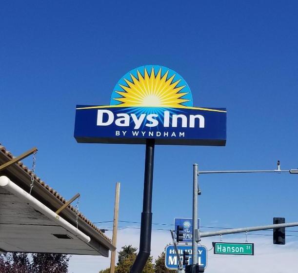 فندق على الطريق Days Inn By Wyndham Winnemucca