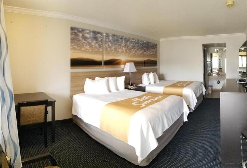 فندق على الطريق Days Inn By Wyndham Winnemucca