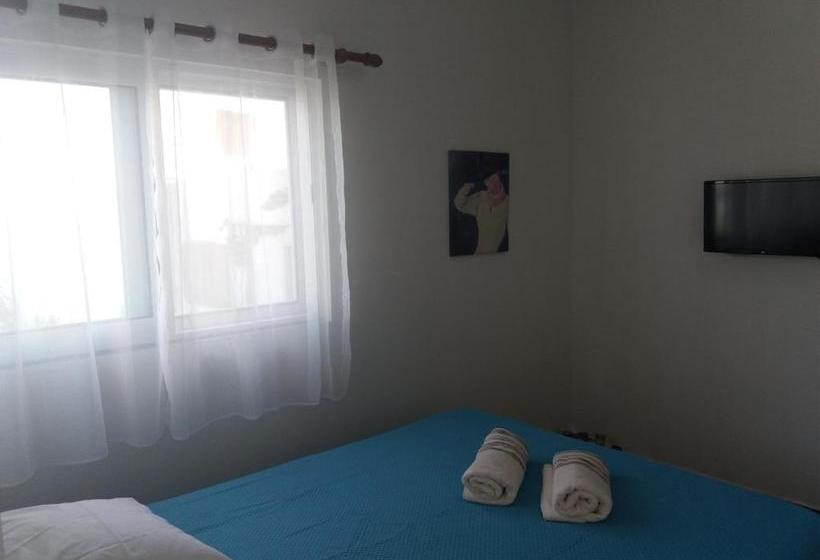 פנסיון Qeparo Antonio Rooms