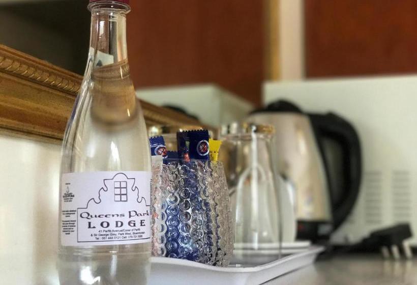 بنسيون Queenspark Lodge