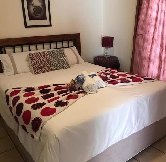 بنسيون Queenspark Lodge