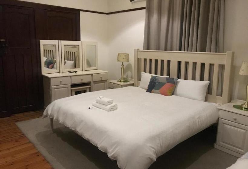 بنسيون Queenspark Lodge