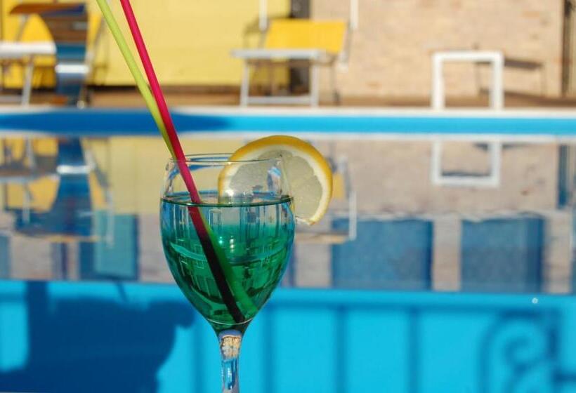 مبيت وإفطار La Tana Dei Leoni