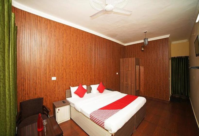 فندق Oyo 35640 Shri Sai Guest House