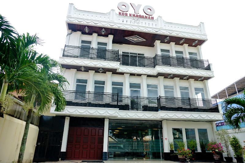 فندق Oyo 694 Khasanah Residence