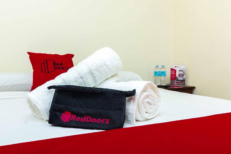 호텔 Reddoorz @ Highway Mandaue