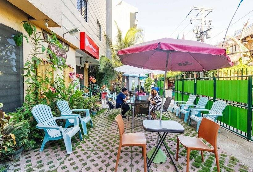 호텔 Reddoorz @ Zapatera Cebu