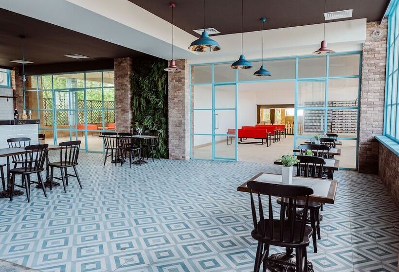 فندق Roshe By Mgzavrebi