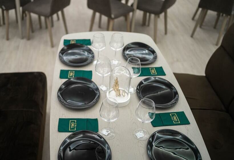 בית מלון כפרי Thr Center