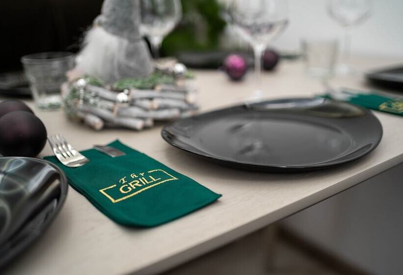 בית מלון כפרי Thr Center