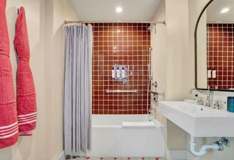 酒店 Trouvail Miami Beach