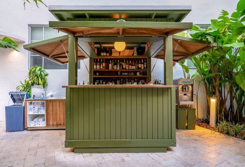 酒店 Trouvail Miami Beach
