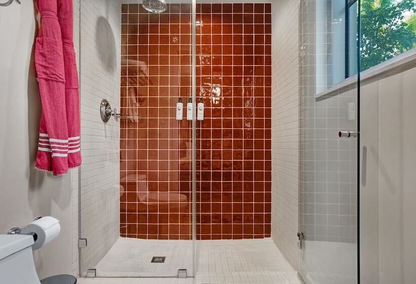 酒店 Trouvail Miami Beach