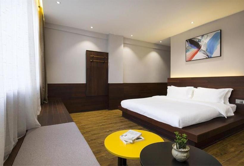 One Carat Hotel Guilin