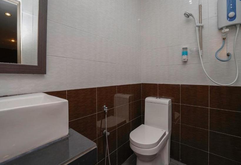 Oyo 1043 Get Inn Hotel Sendayan