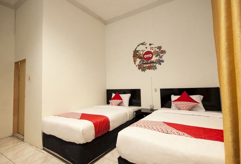Oyo 529 Hotel Paninda