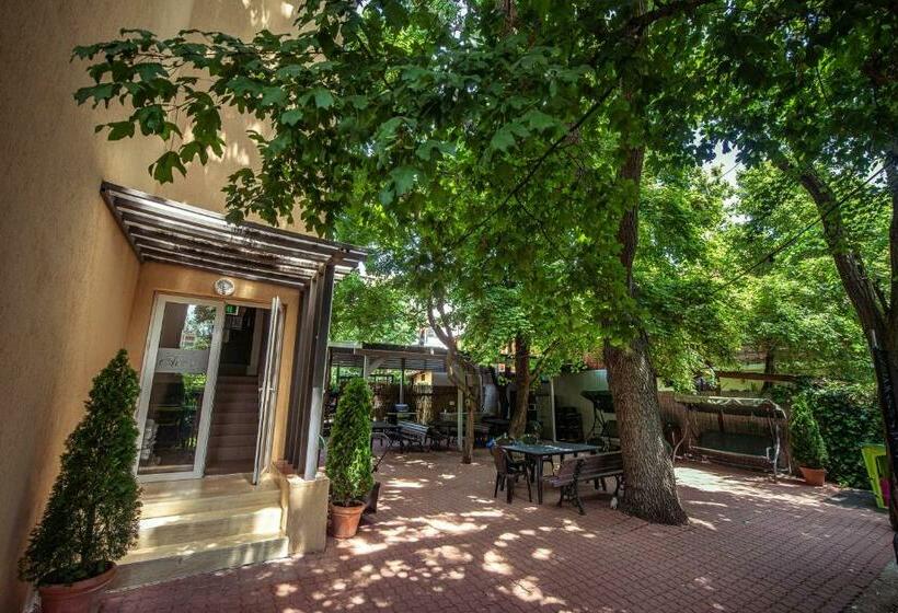 بنسيون Casa Amur