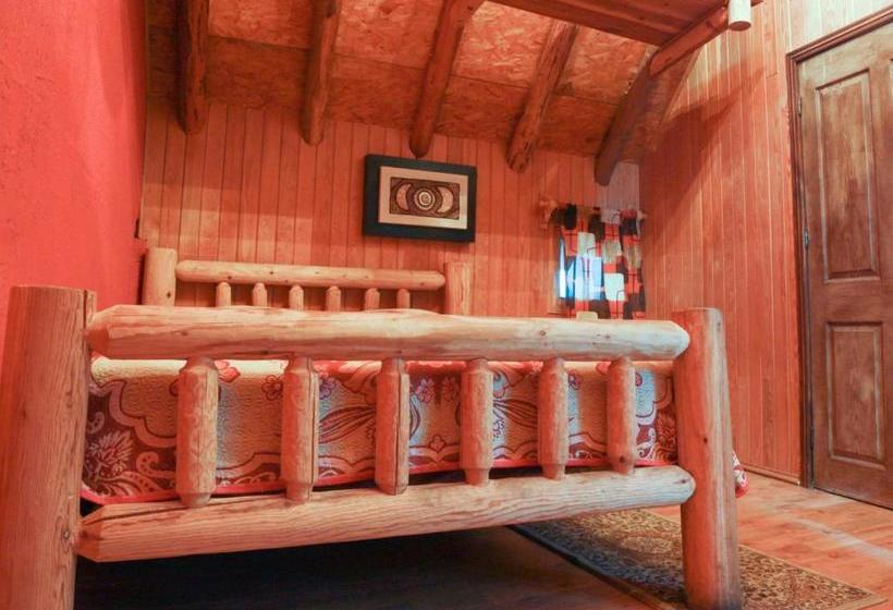 بنسيون Cabañas La Roca