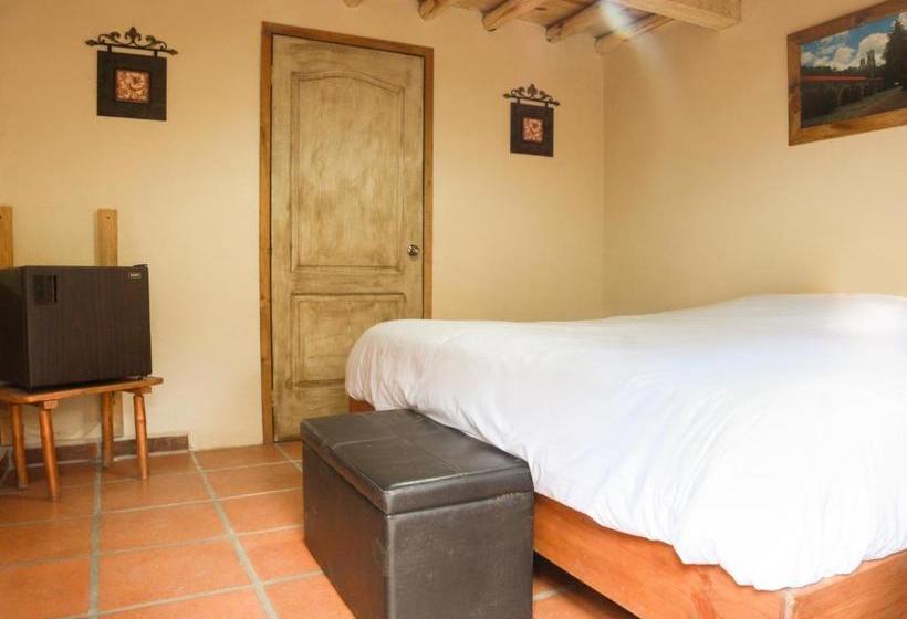 פנסיון Cabañas La Roca