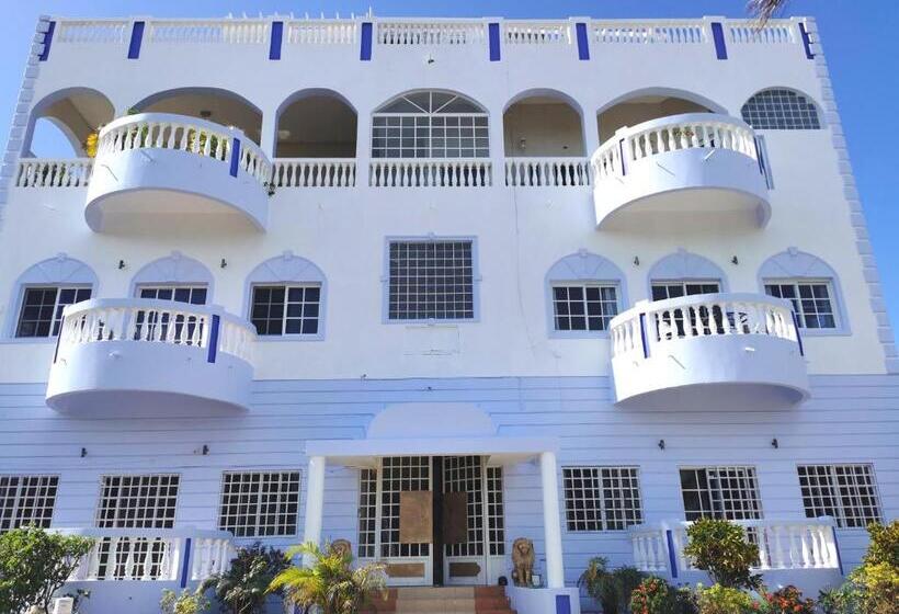 Alexander Penthouse Spectacular Sea Views Regal Room