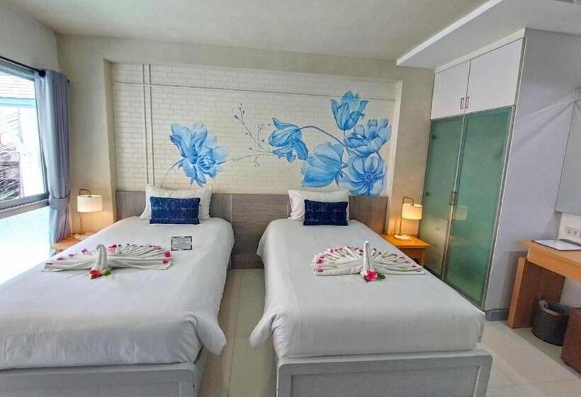 Отель Phi Phi Indigo