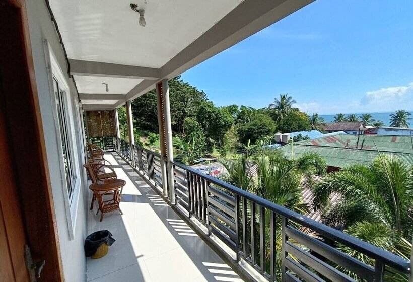 ペンション Roomy Guesthouse