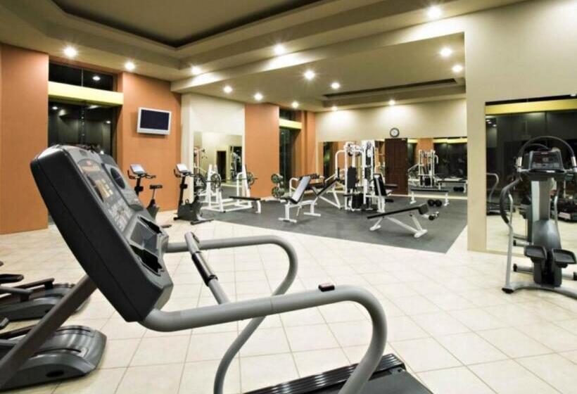 3 Br Condo Available In Las Palomas Sandy Beach