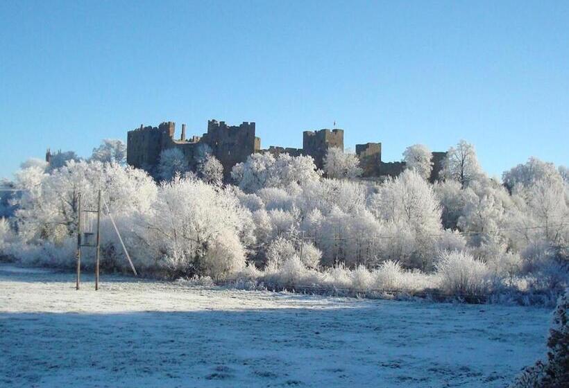 ユースホステル The Cliffe At Dinham